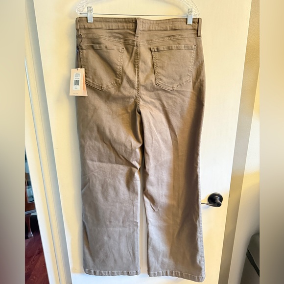 NYDJ NWT Olive Green Wide-Leg Jeans - Picture 5 of 7